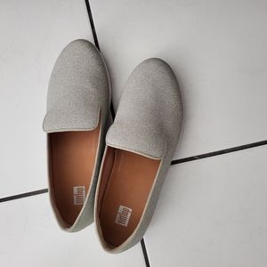 Brand New never worn fitflop mocasines for women silver glitter size 8.5